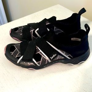 Jambu Women’s Oklahoma Black Vegan Strappy Athletic Sneakers / Size 7.5